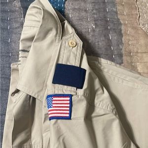 Mens M scout shirt